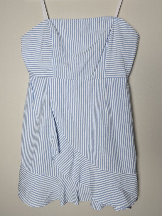 superdown Dresses & Skirts - Superdown Rosalie Striped Ruffle Dress White/blue Size XL